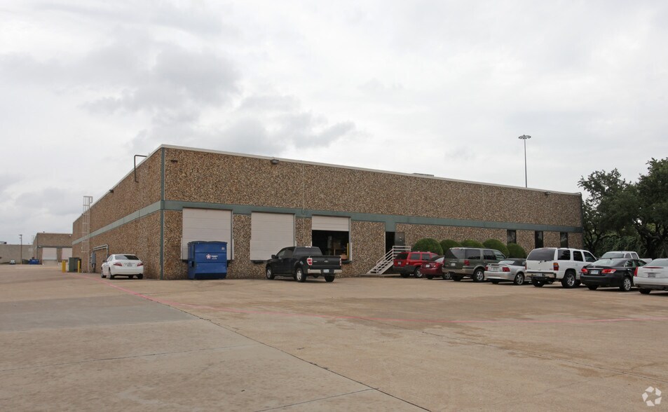 More Photos Of 918 113th St, Arlington Unknown For Lease