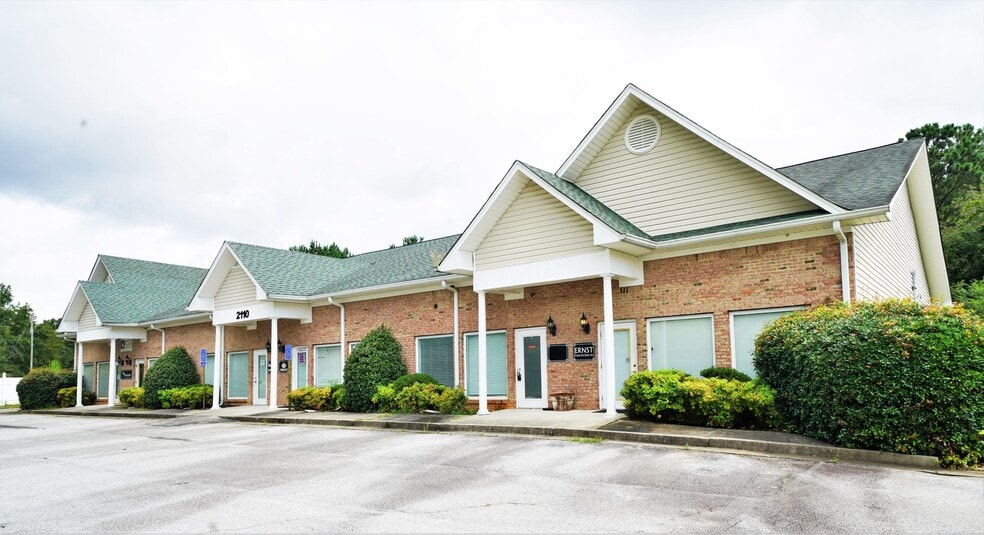 More Photos Of 2110 Fairburn Rd, Douglasville Flex For Lease