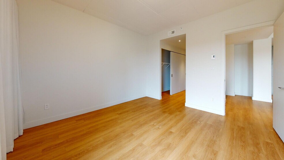 More Photos Of 8405 Pl Saint-Charles, Brossard Apartments For Lease