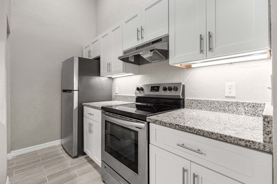 More Photos Of 4151 SE 22nd Ave, Ocala Apartments For Sale