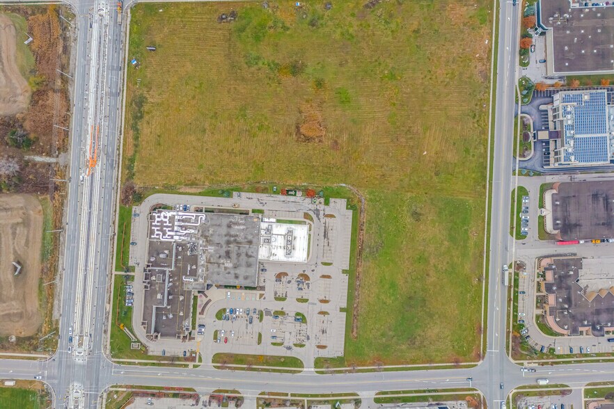 More Photos Of 70 Superior Blvd, Mississauga Land For Sale