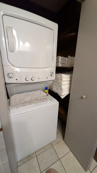 More Photos Of 371 Riverview Dr, Waynesville Manufactured Housing Mobile Home Park For Sale