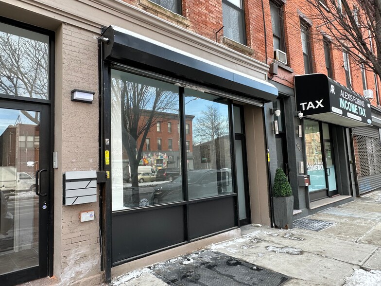 More Photos Of 948 Atlantic Ave, Brooklyn Multifamily For Sale