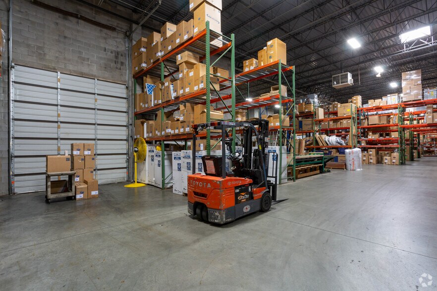 More Photos Of 825 Progress Center Ave, Lawrenceville Warehouse For Lease