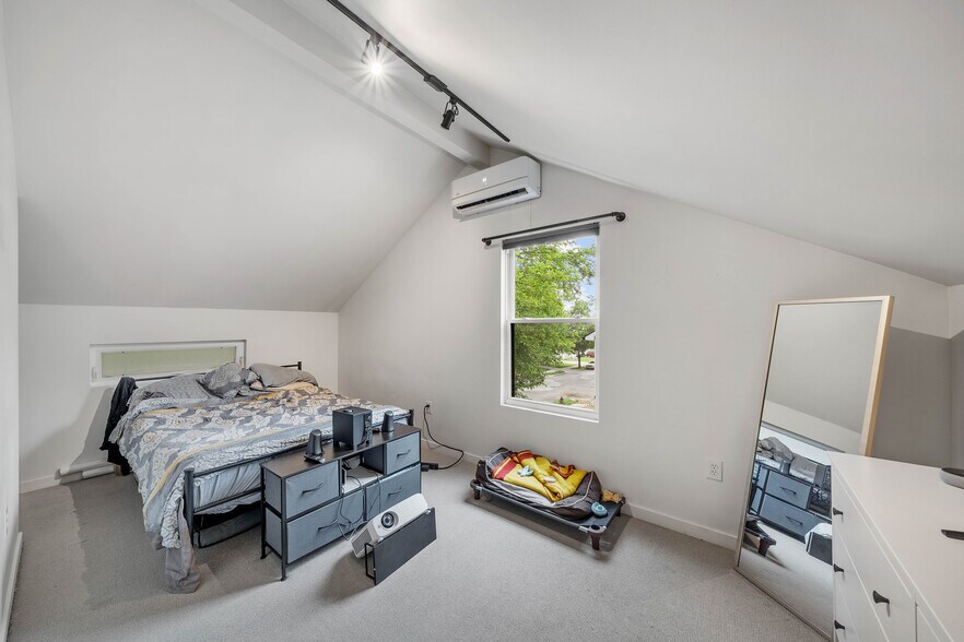 More Photos Of 56 E 32nd St, Kansas City Apartments For Sale