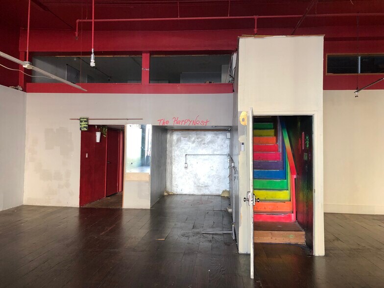 More Photos Of 1659-1665 Haight St, San Francisco Hotel For Lease