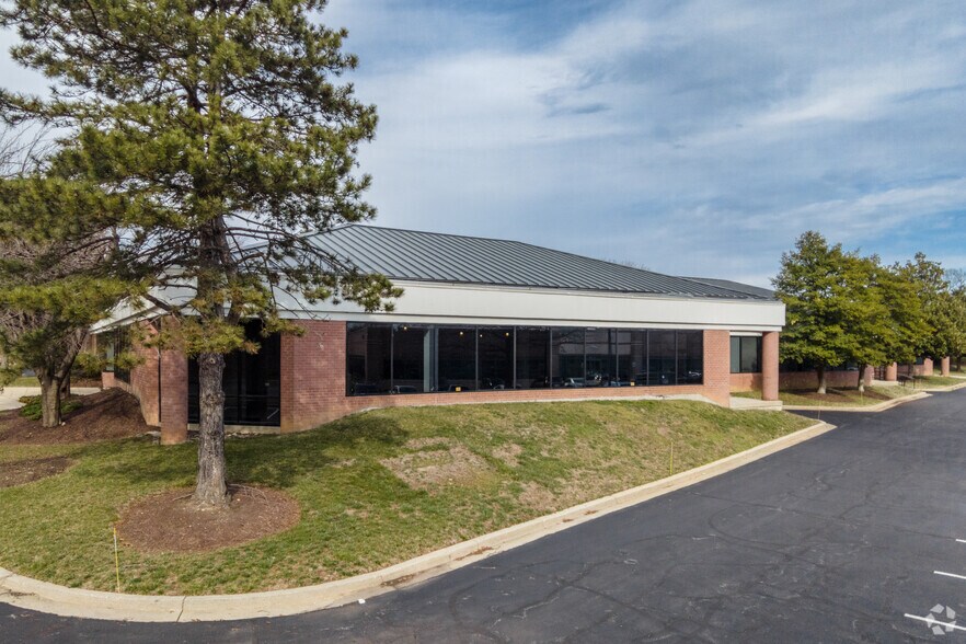 More Photos Of 2301 Broadbirch Dr, Silver Spring Medical For Sale