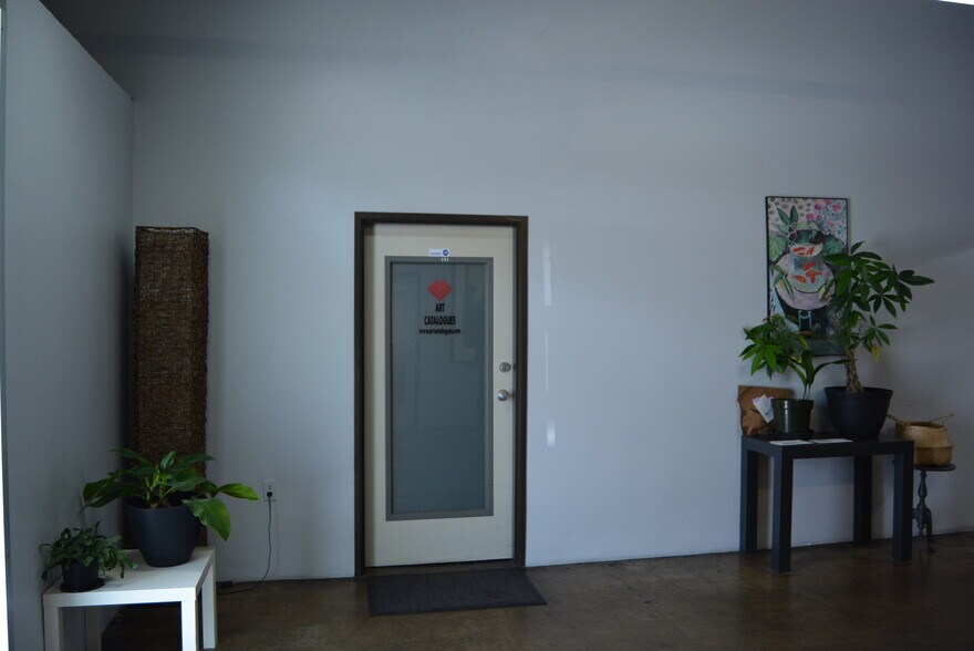 More Photos Of 9469 Jefferson Blvd, Culver City Loft Creative Space For Lease