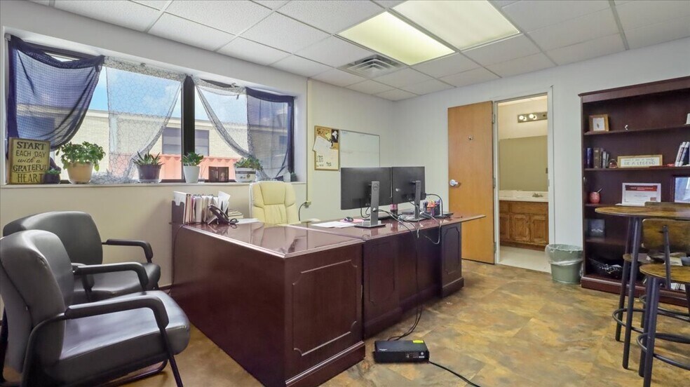 More Photos Of 1115 Alaska Ave, West Plains Hospital For Sale