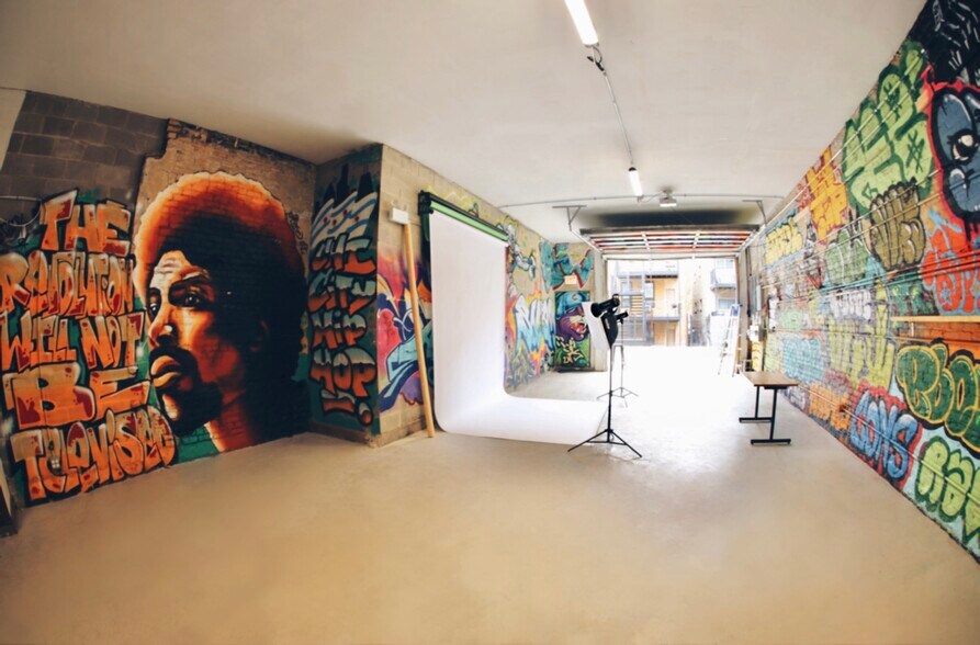 More Photos Of 1415 N Ashland Ave, Chicago Storefront Retail Residential For Lease