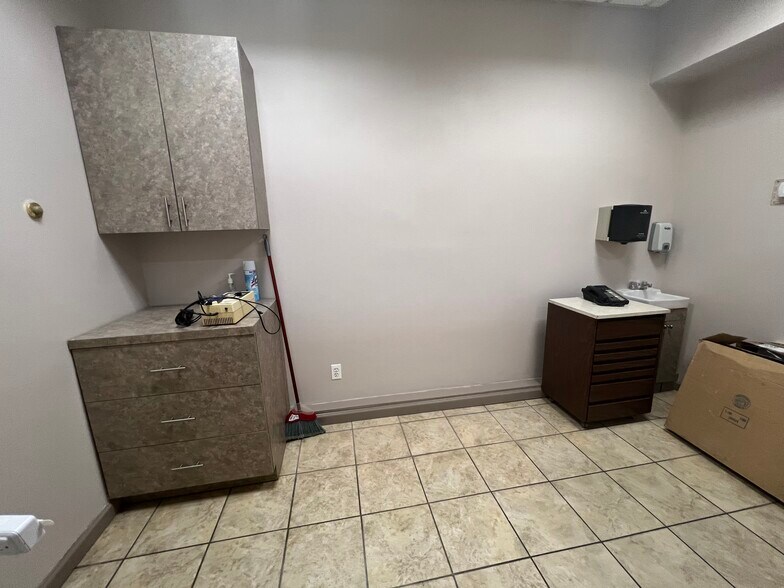 More Photos Of 8708 Justice Ave, Elmhurst Apartments For Sale