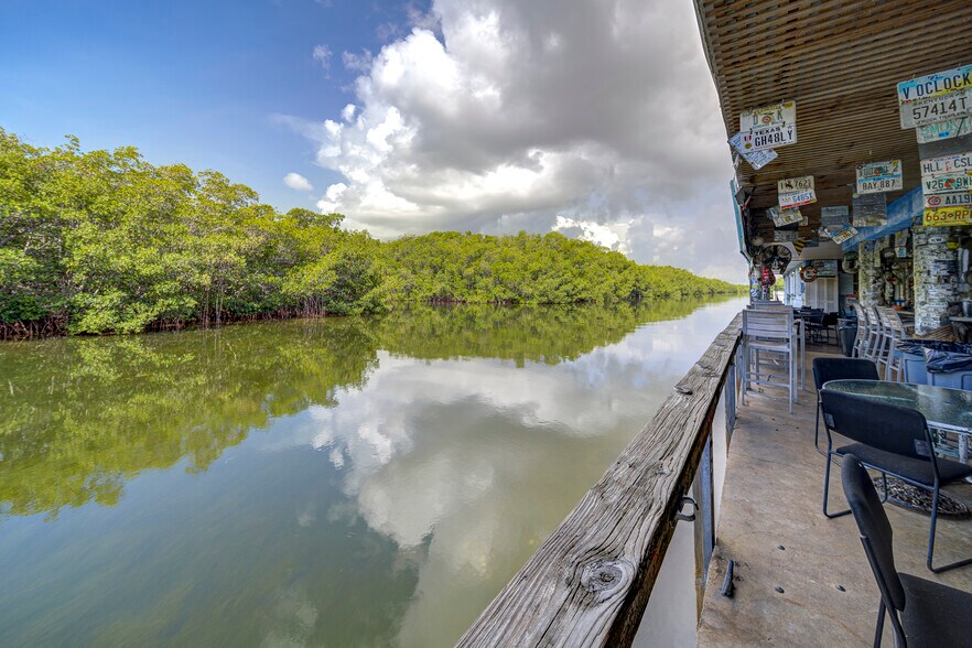 More Photos Of 58000 Card Sound Rd, Key Largo Restaurant For Sale
