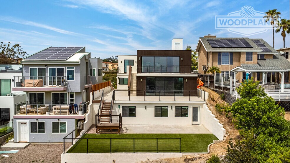 More Photos Of 1251 Van Nuys St, San Diego Multifamily For Sale