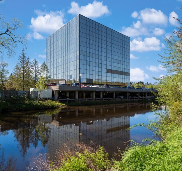 More Photos Of 1550 Bedford Hwy, Bedford Office For Lease