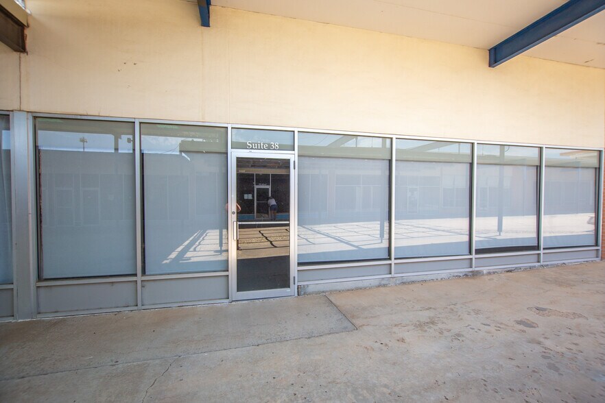 More Photos Of 1229-1233 N Hobart St, Pampa Unknown For Lease