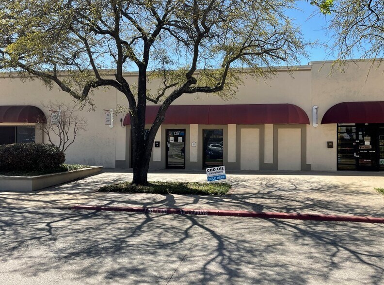 More Photos Of 3501 N Macarthur Blvd, Irving Medical For Sale