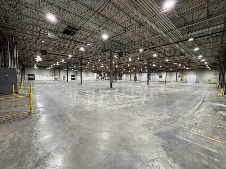 More Photos Of 504 N Ashe Ave, Dunn Warehouse For Lease