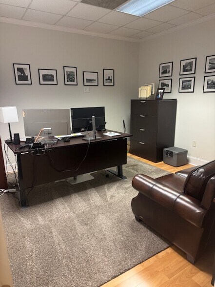 More Photos Of 220 Westinghouse Blvd, Charlotte Office For Sale