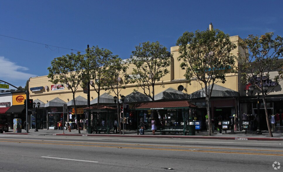 More Photos Of 7023-7035 Pacific Blvd, Huntington Park Storefront For Lease