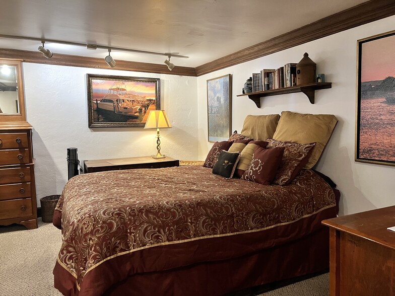 More Photos Of 500 Arendell St, Morehead City Hospitality For Sale