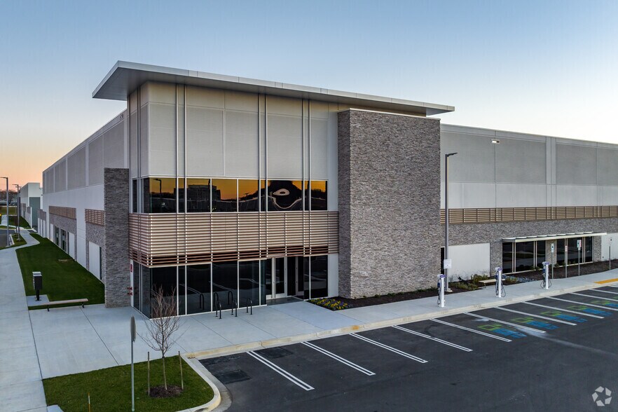 More Photos Of 750 Progress Way, Gaithersburg Unknown For Lease