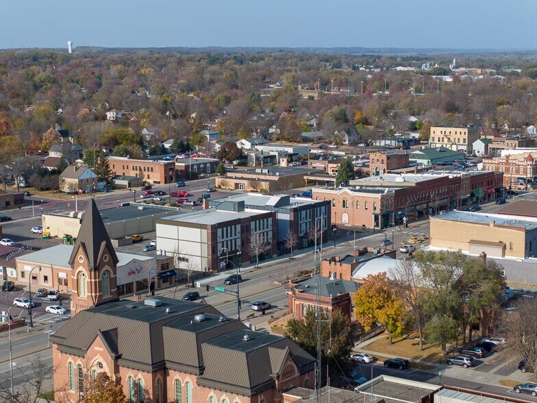 More Photos Of 410 S Minnesota Ave, Saint Peter Apartments For Sale