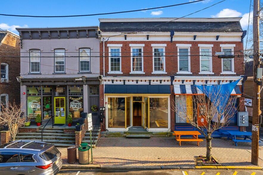 More Photos Of 43 Main St, Clinton Township Storefront For Sale