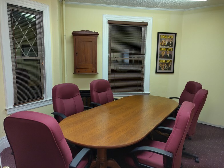 More Photos Of 64 Hilton Ave, Hempstead Office For Sale