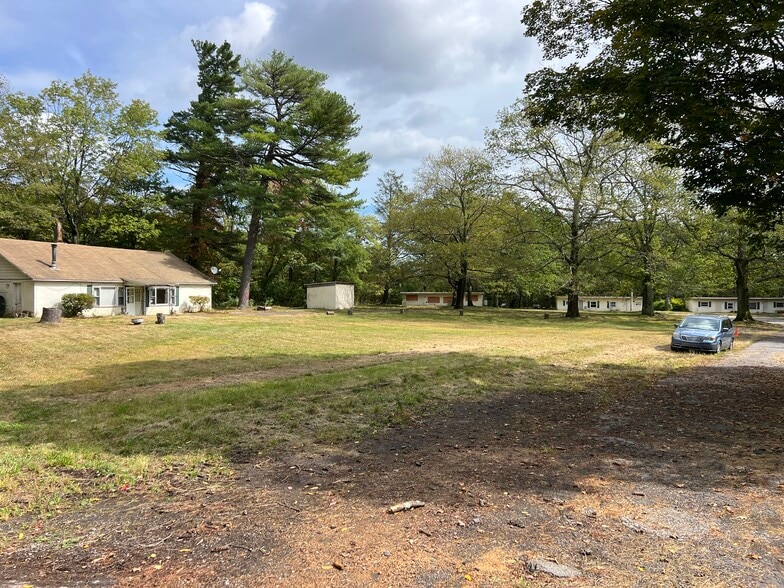 More Photos Of 574 NY-32A Rt, Palenville Hotel For Sale