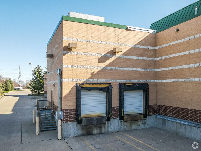 More Photos Of 5440 NW 86th St, Johnston Supermarket For Lease