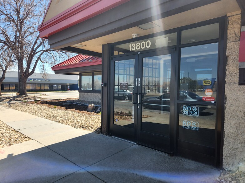 Primary Photo Of 13800 E Mississippi Ave, Aurora Restaurant For Lease