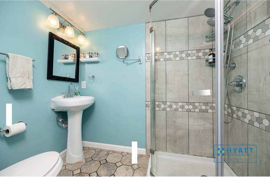 More Photos Of 6 Fleet St, Annapolis Storefront Retail Residential For Lease