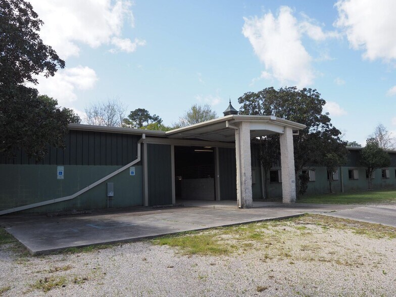 More Photos Of 1721 General Collins Ave, New Orleans Specialty For Sale