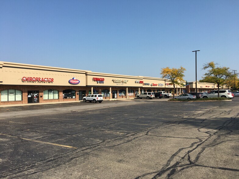 More Photos Of 2150-2290 Ogden Ave, Aurora Unknown For Lease