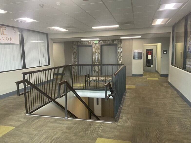 More Photos Of 4045 N Wadsworth Blvd, Wheat Ridge Office For Sale