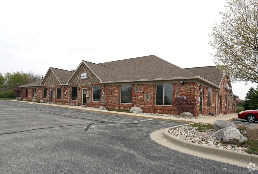 More Photos Of 5915 S Emerson Ave, Indianapolis Medical For Lease