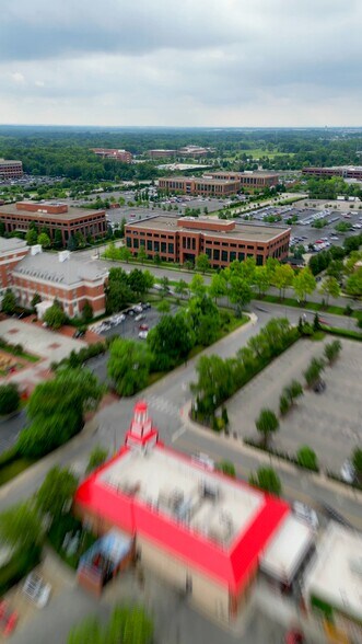 Primary Photo Of 4249 Easton Way, Columbus Office For Lease