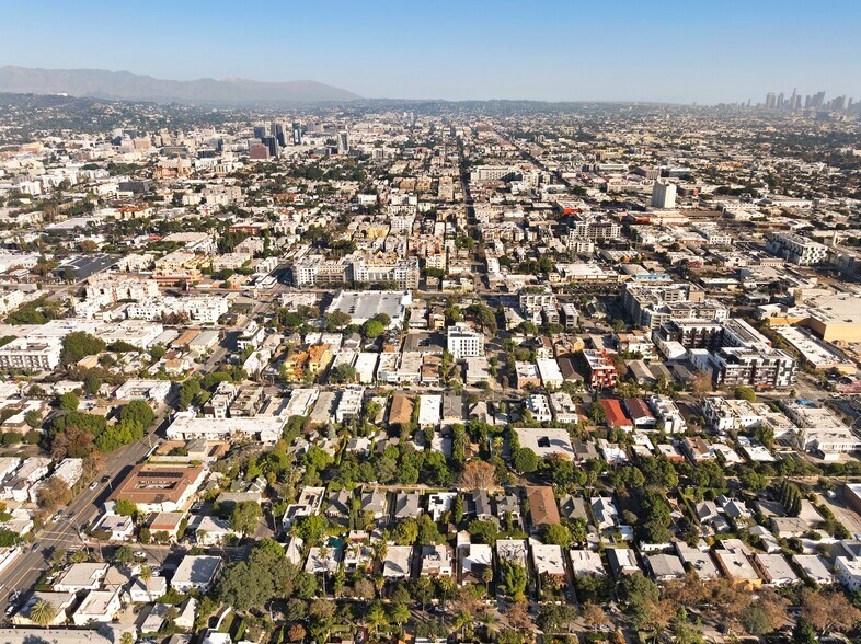 More Photos Of 1208 Poinsettia Dr, West Hollywood Apartments For Sale