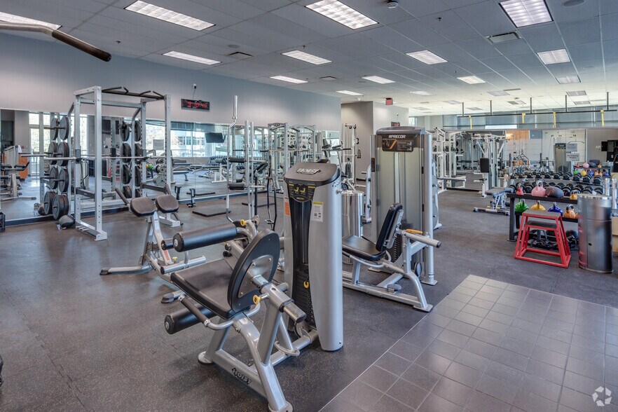 More Photos Of 2920 Virtual Way, Vancouver Office For Lease