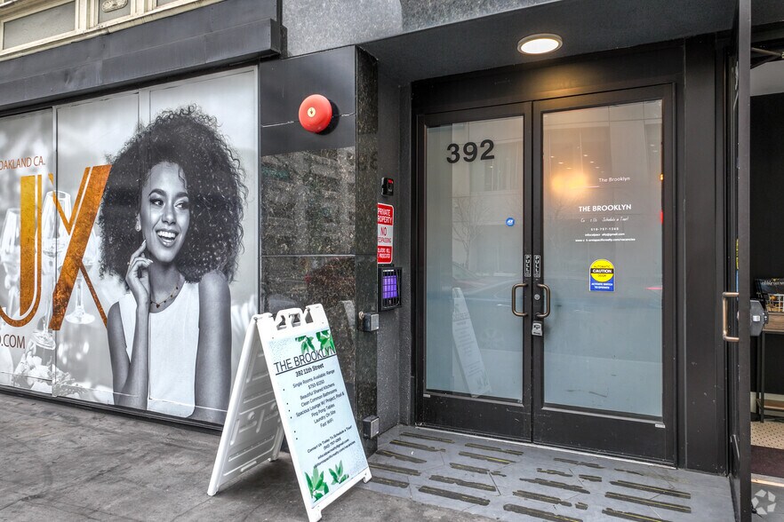 More Photos Of 392 11th St, Oakland Apartments For Sale