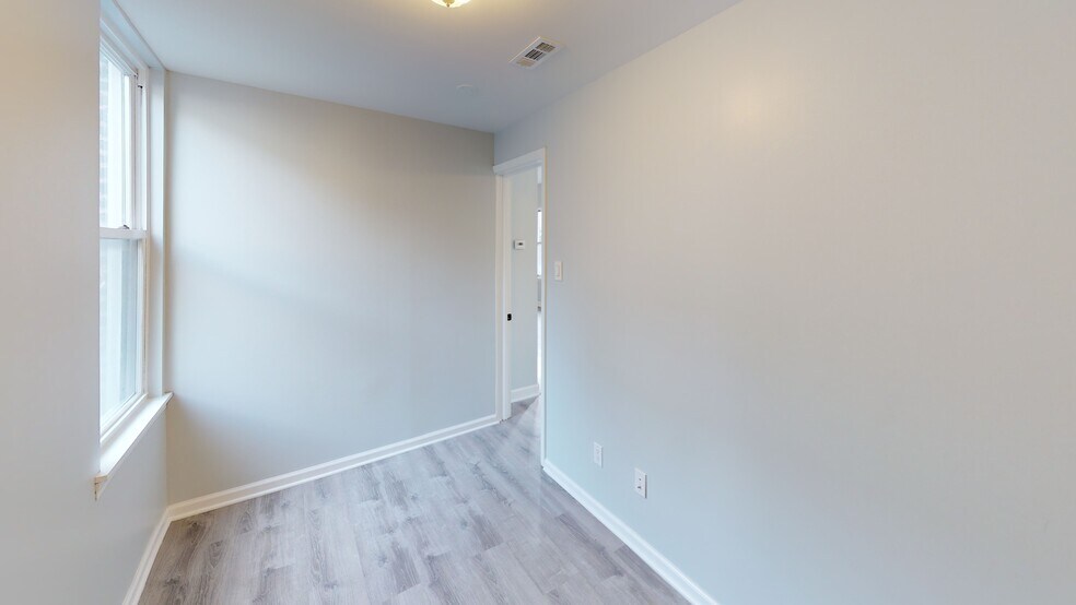 More Photos Of 1460 W Huron St, Chicago Apartments For Sale