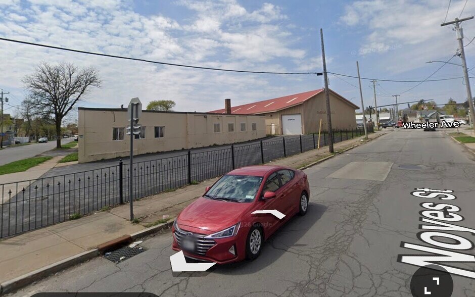 More Photos Of 1410 Lincoln Ave, Utica Manufacturing For Sale