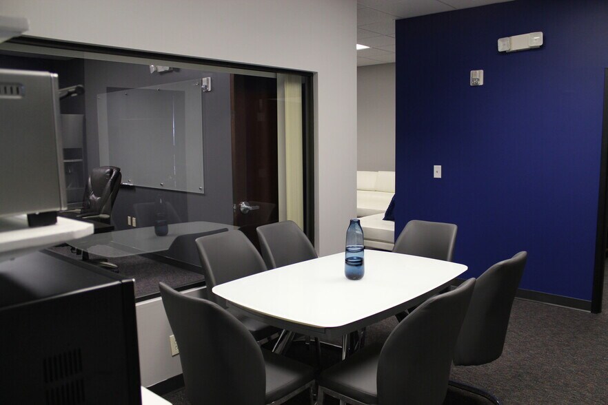 More Photos Of 2295 S Hiawassee Rd, Orlando Office For Sale