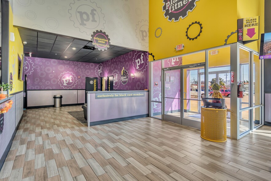 More Photos Of , Sherman General Retail For Sale