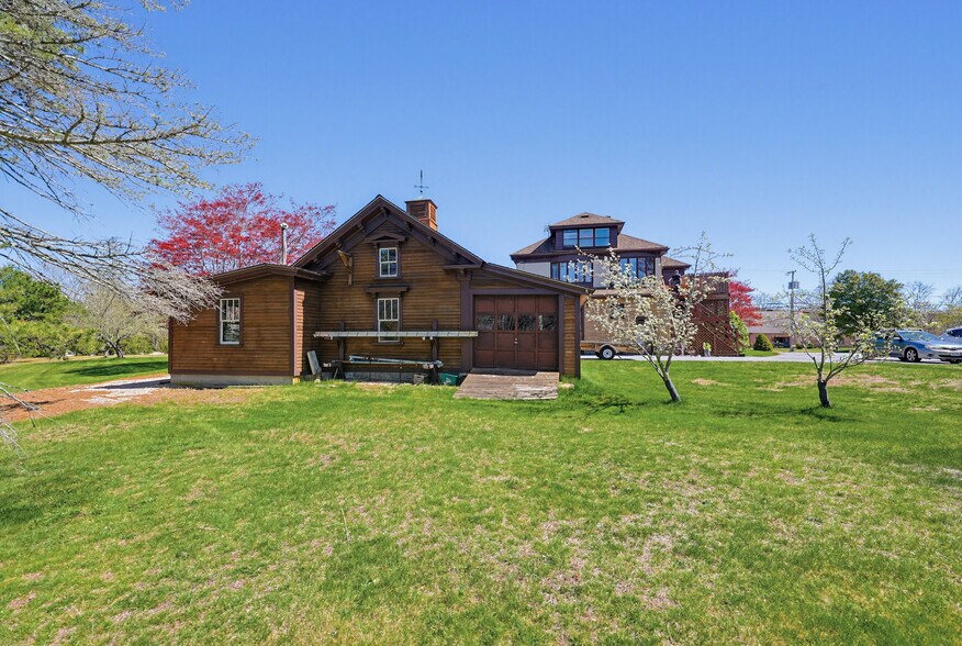 More Photos Of 1496 Victory Hwy, Oakland Flex For Sale