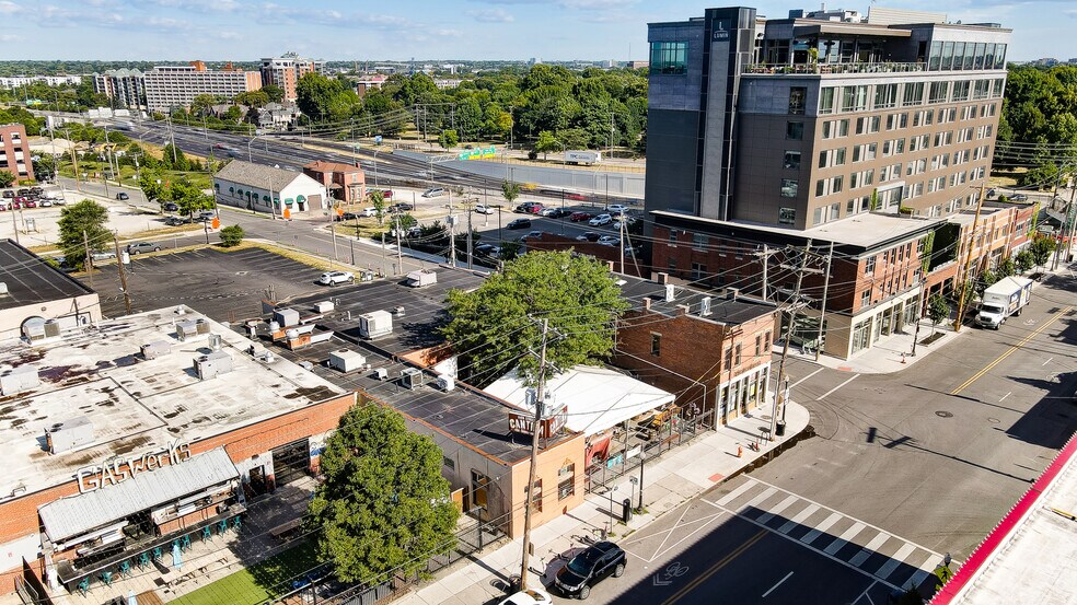 More Photos Of 491 Park St, Columbus Bar For Lease