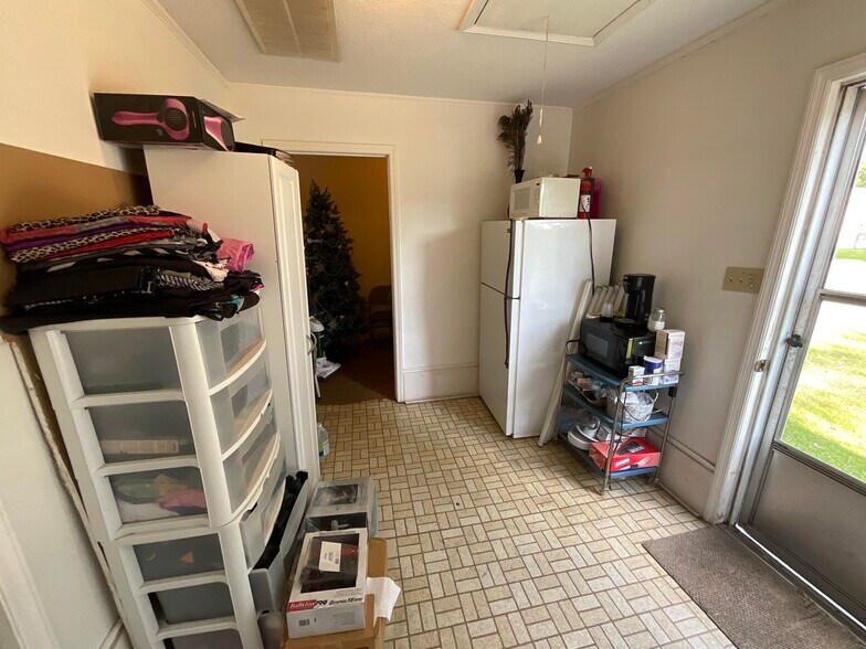 More Photos Of 1609 Hemingway Hwy, Hemingway Storefront Retail Residential For Sale