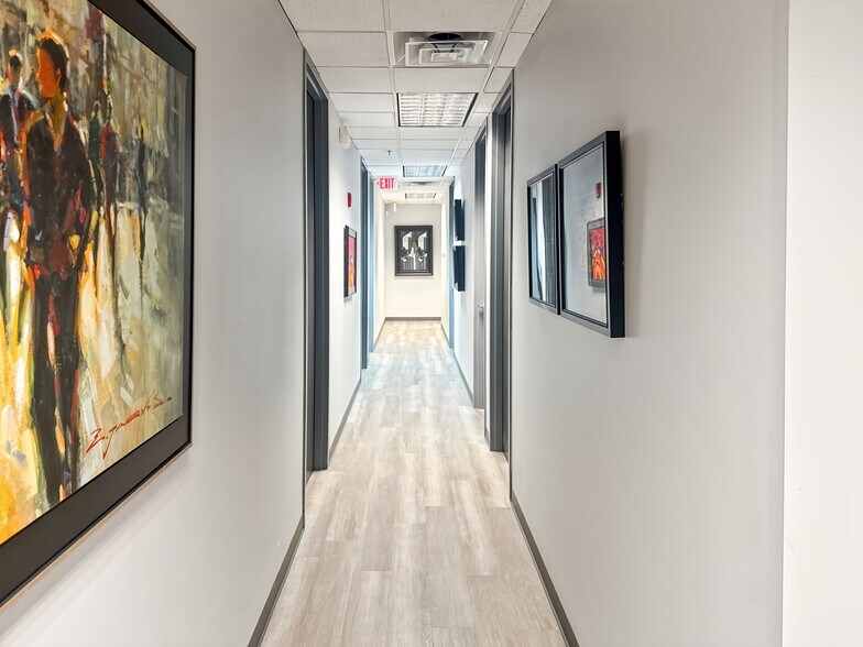 More Photos Of 1350 N Loop 1604 E, San Antonio Coworking Space