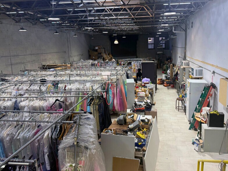 Primary Photo Of 1385 Seabury Ave, Bronx Warehouse For Lease