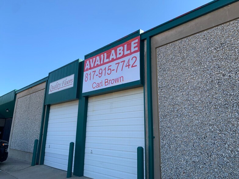 More Photos Of 7600 Benbrook Pky, Benbrook Warehouse For Lease
